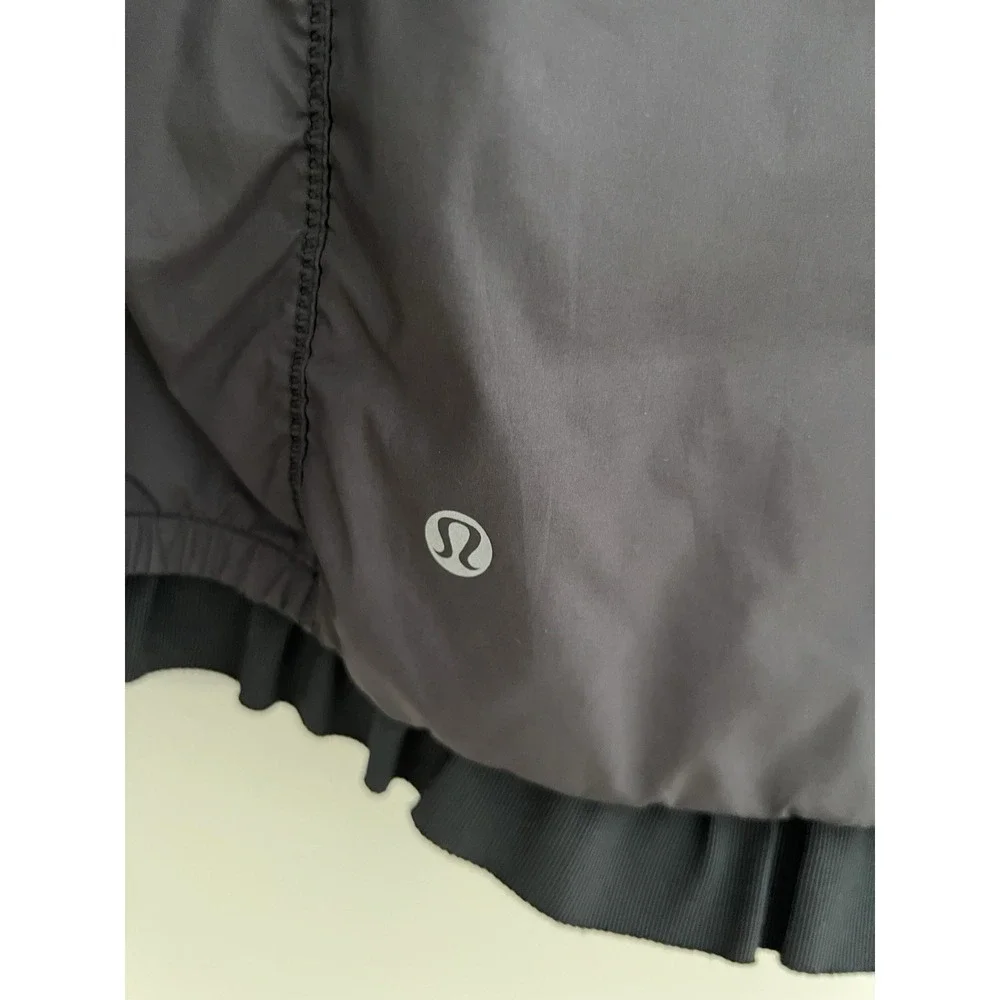 Lululemon Black Puffy Windbreaker Removable Hood Size 8